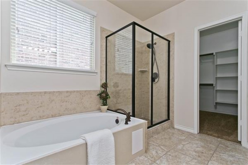    Master Bath 