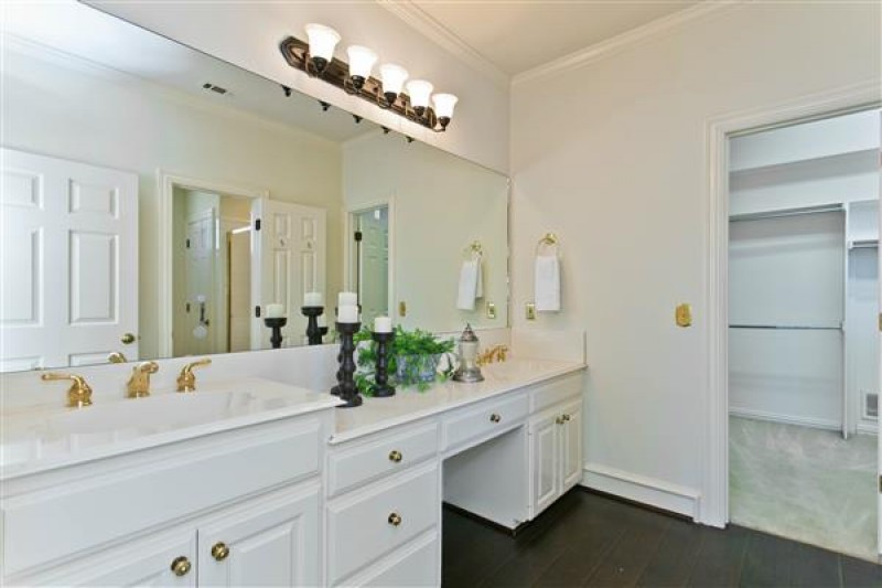    Master Bath 