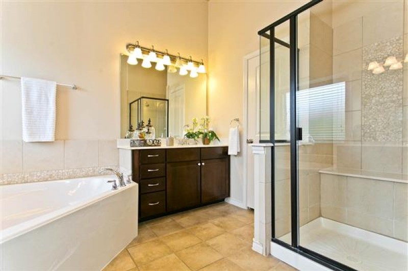    Master Bath 