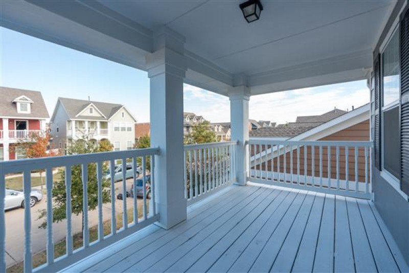    Balcony View 