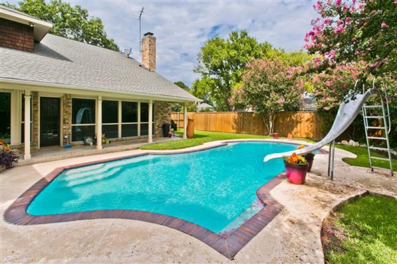    Pool and Covered Porch 