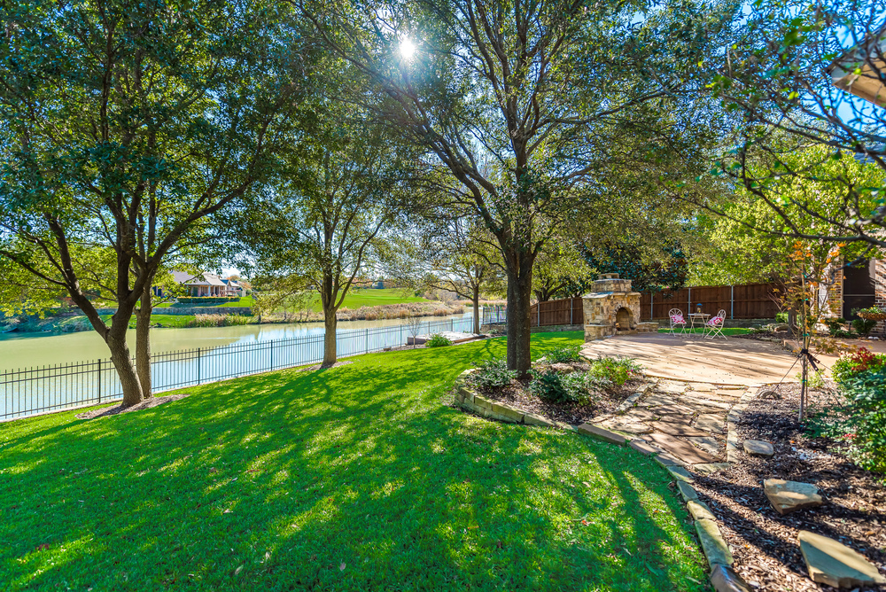    Waterfront Property with Gorgeous Views 