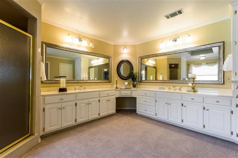    Master Bath 