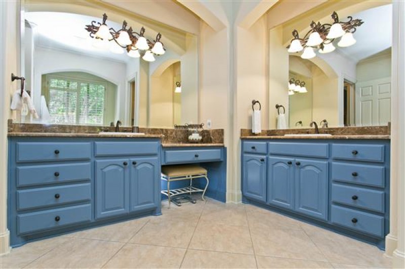    Master Bath 