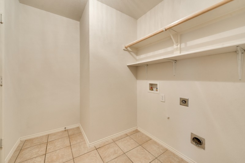    Utility Room 