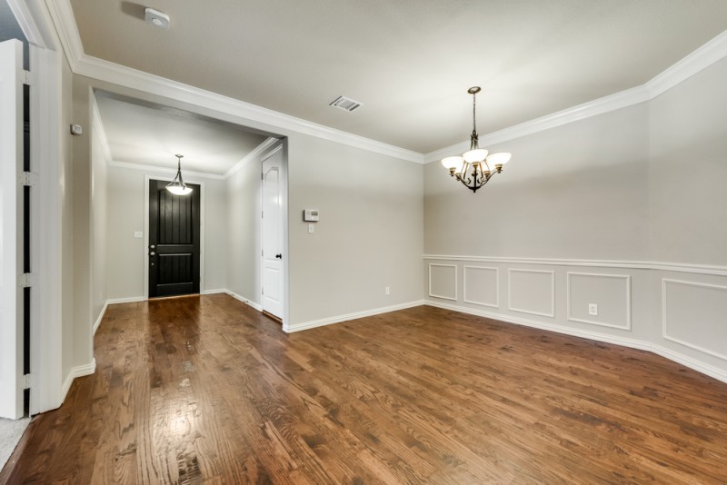    Entry and Formal Dining Room 