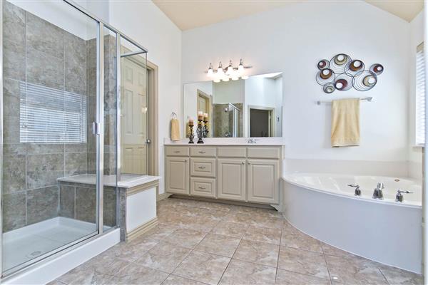    Master Bath 