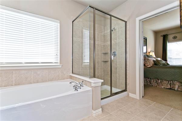    Master bath 