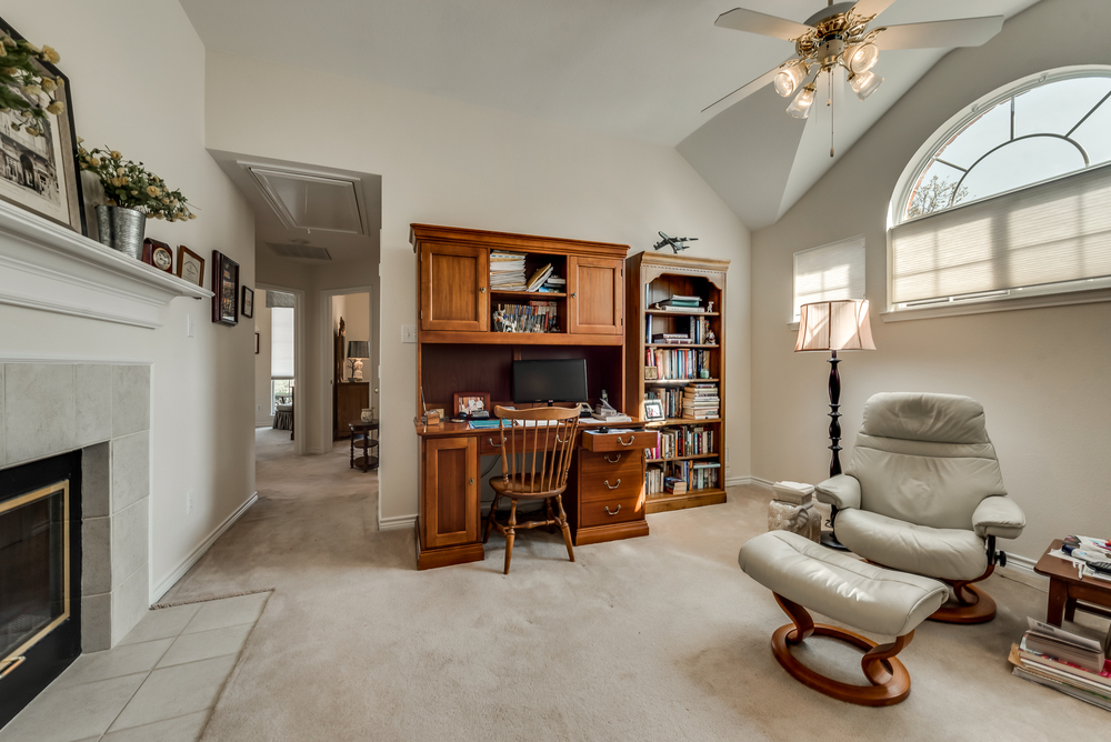    Flex Room with See Through Fireplace 