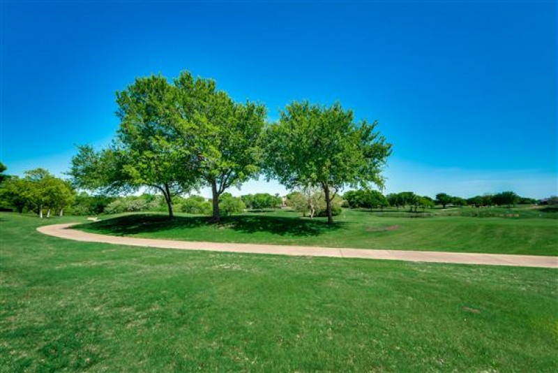    Golf Course View 