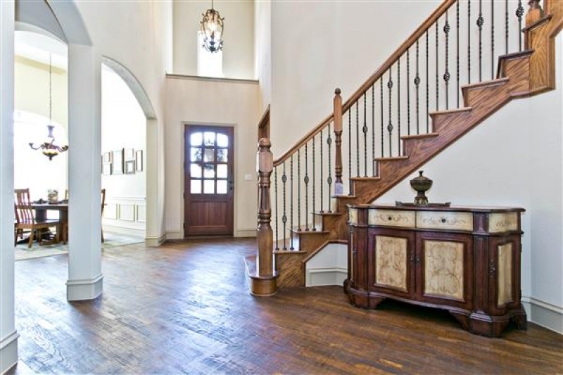    Soaring Foyer 