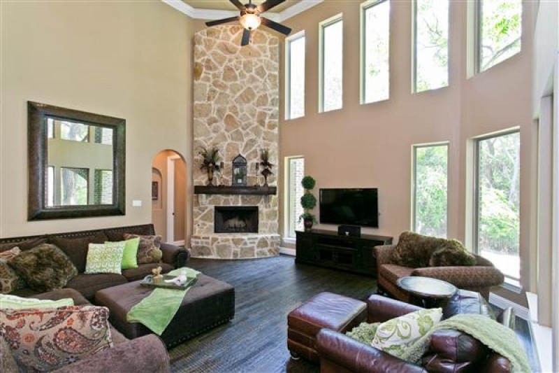    Stunning Family Room 