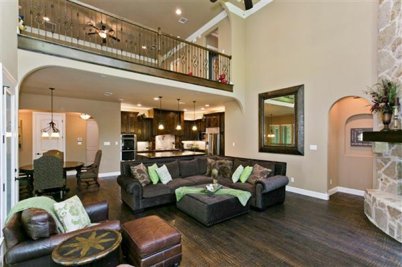    Two Story Family Room 