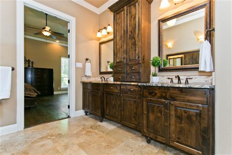    Master Bath 