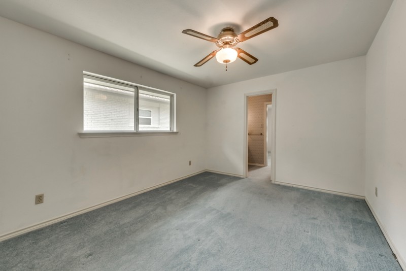    Secondary Bedroom with Shared Bathroom Access 