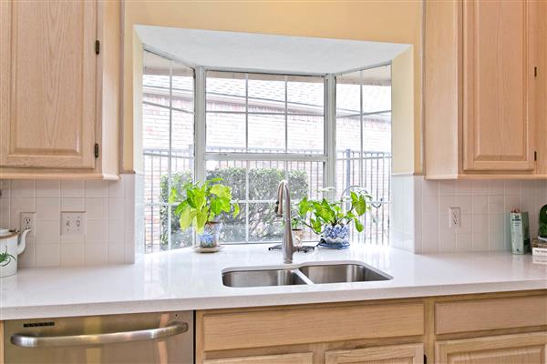     Bay Windows over Kitchen Sink 