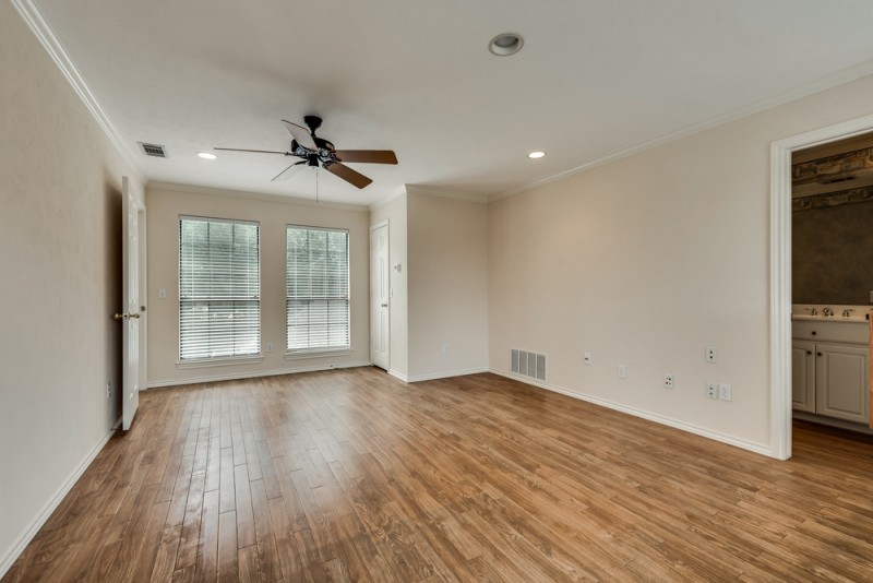    Upstairs Game Room 