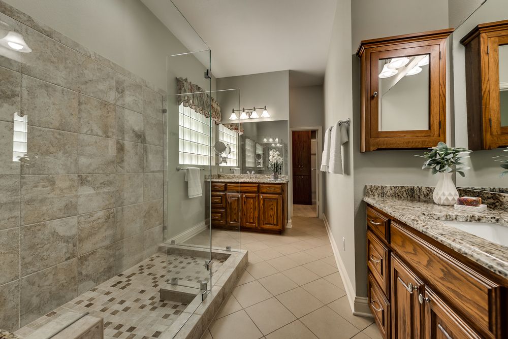    Master Bath 