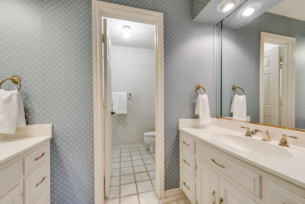    Second Full Hollywood Bathroom with Separate Vanities and Dual Sinks 