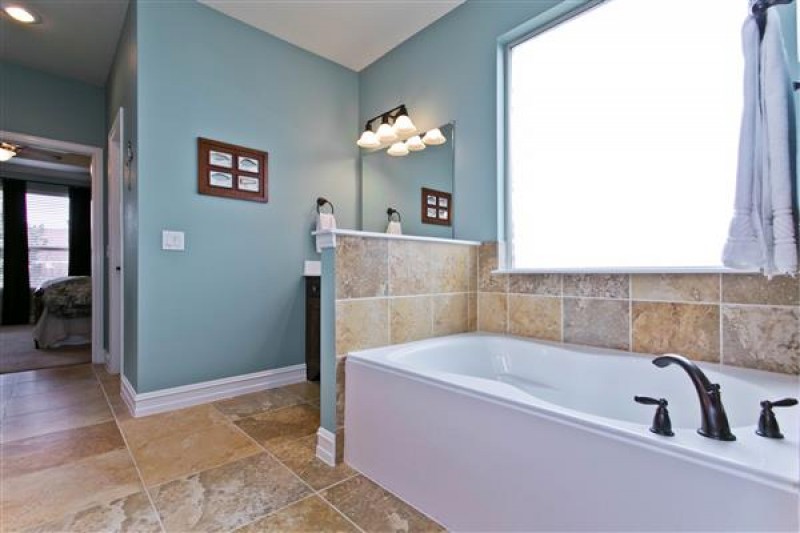    Master Bath 