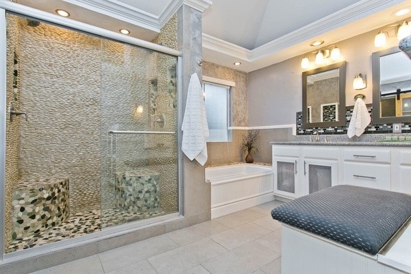    Master Bath 