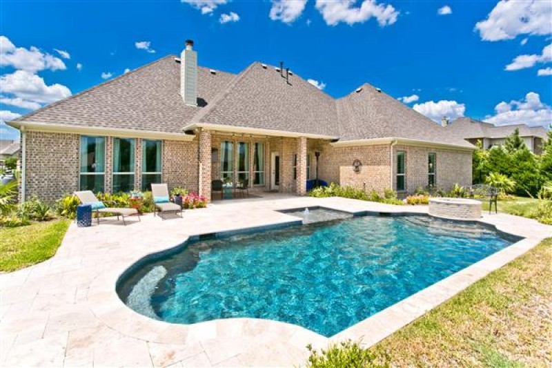    Pool and Yard 