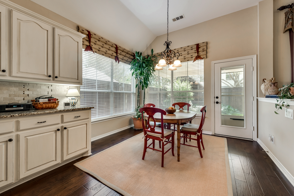      Charming Breakfast Area with Built In Hutch 