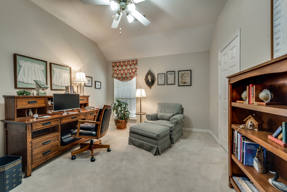      Secondary Bedroom with Large Walk In Closet 