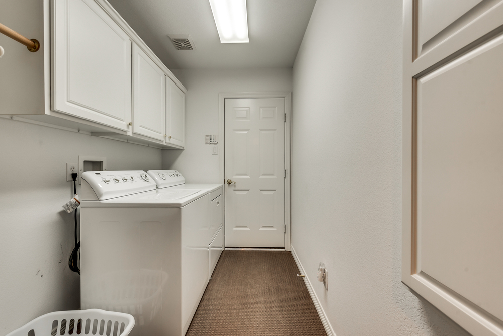      Spacious Utility Room 