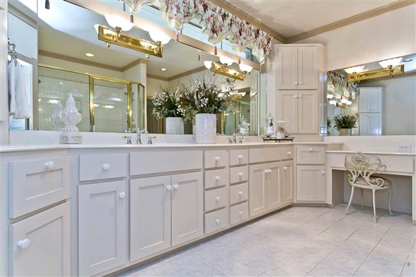    Master Bath 