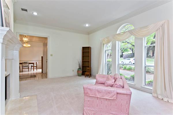   Large windows with view of circle drive 