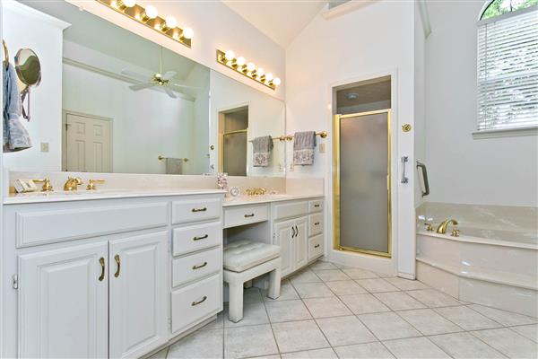    Master Bath 