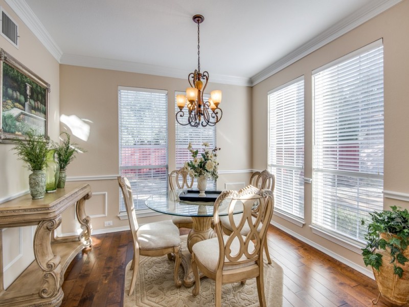    Formal Living Room 