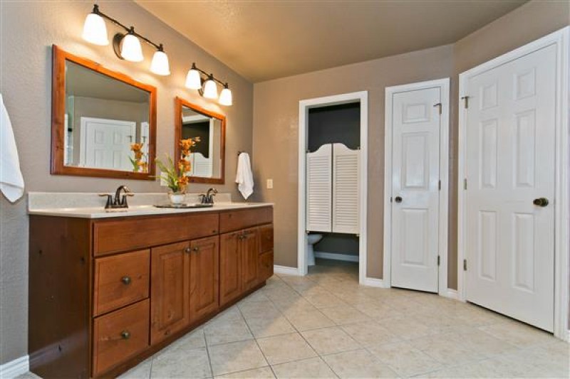    Master Bath 