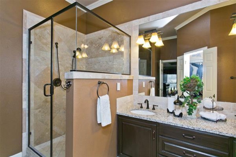    Master Bath 