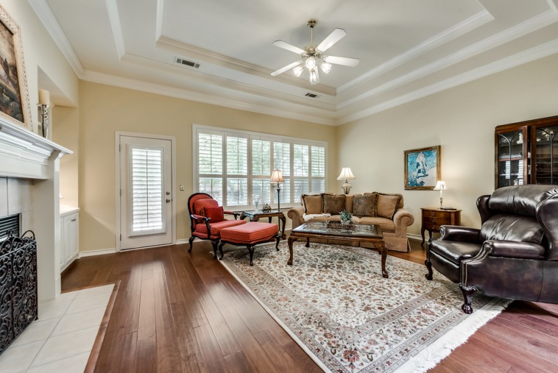    Inviting Family Room 