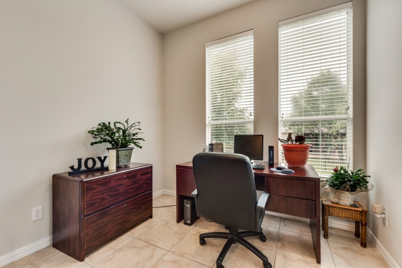    Sitting Room or Study 