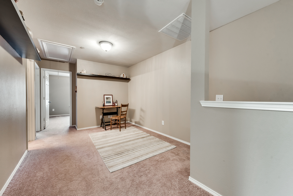    Upstairs Game Room Loft 