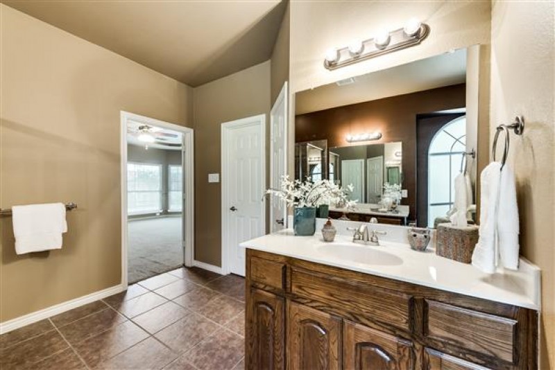    Master Bath 