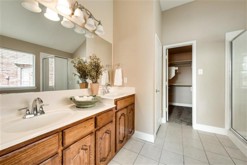    Master Bath 