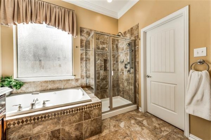    Master Bath 