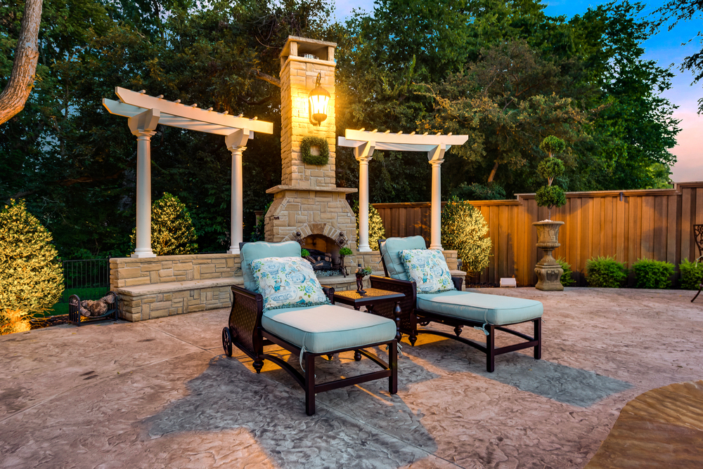    Backyard Stone Gas Fireplace 