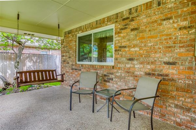    Covered Porch 