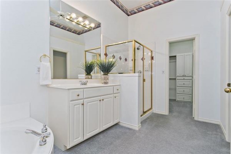    Master Bath 