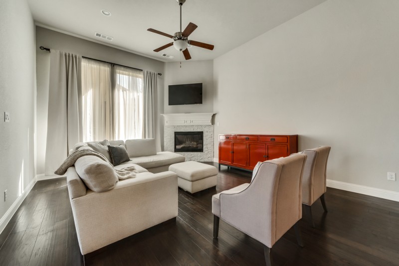    Family Room with Soaring Ceilings 