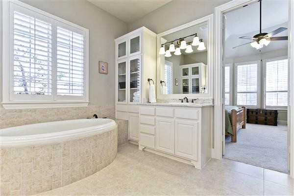    Master Bath 