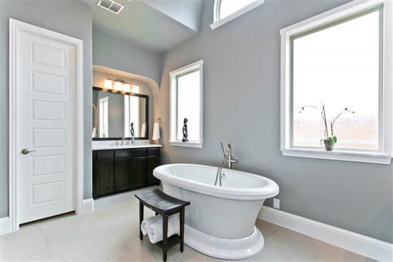    Master Bath 