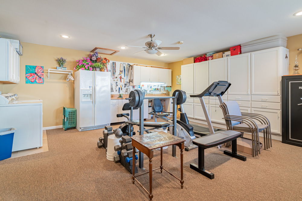    Bonus Room with Built In Storage 