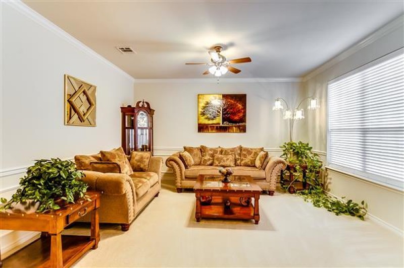    Formal as Living or Dining 