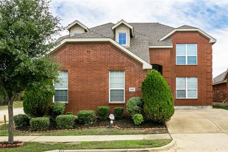    Corner Lot with Drive 